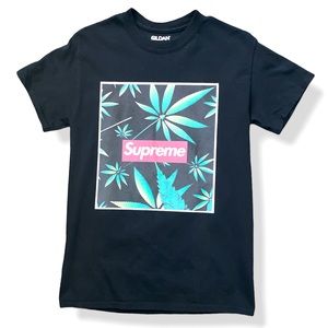 SUPREME Cannabis Short Sleeve Black Tee Shirt-Knock Off- Size Small Gildan